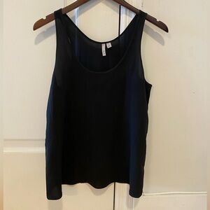 Frenchi Black Tank Top Size Small